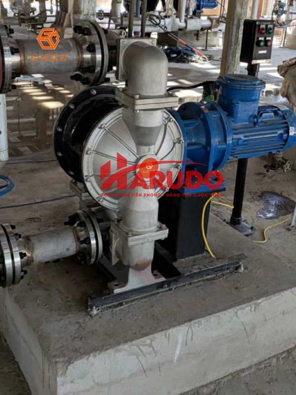 Máy bơm màng điện Godo- Nhựa cao cấp
