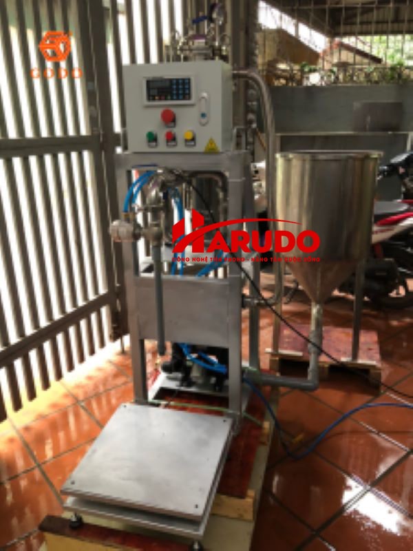 Máy chiết rót tự động Godo BGZ-12