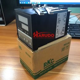 Đồng hồ điều khiển nhiệt REX C700