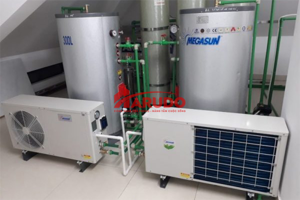 Bồn bảo ôn nước nóng