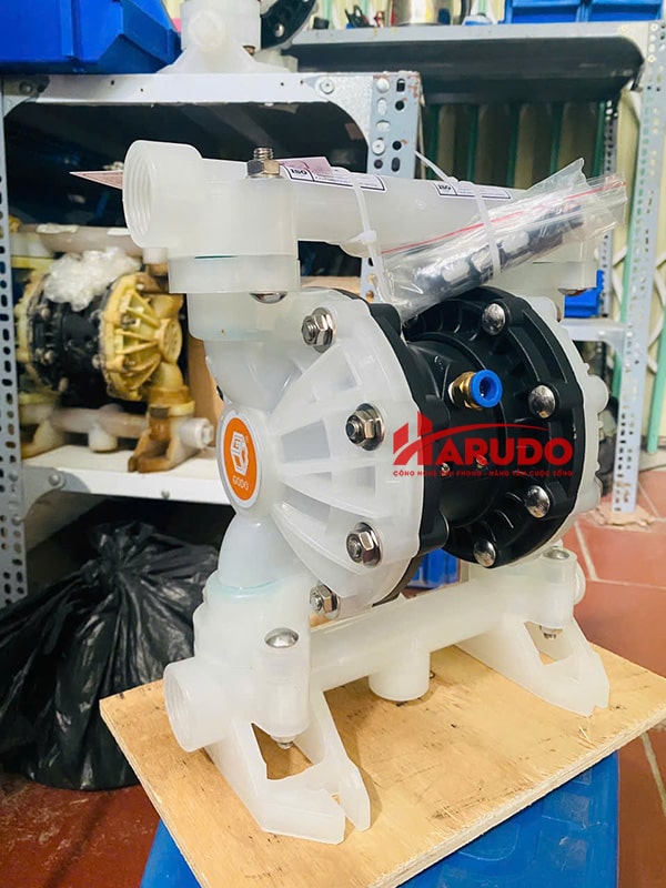 Bơm khí né Godo QBY3-25STFF-03