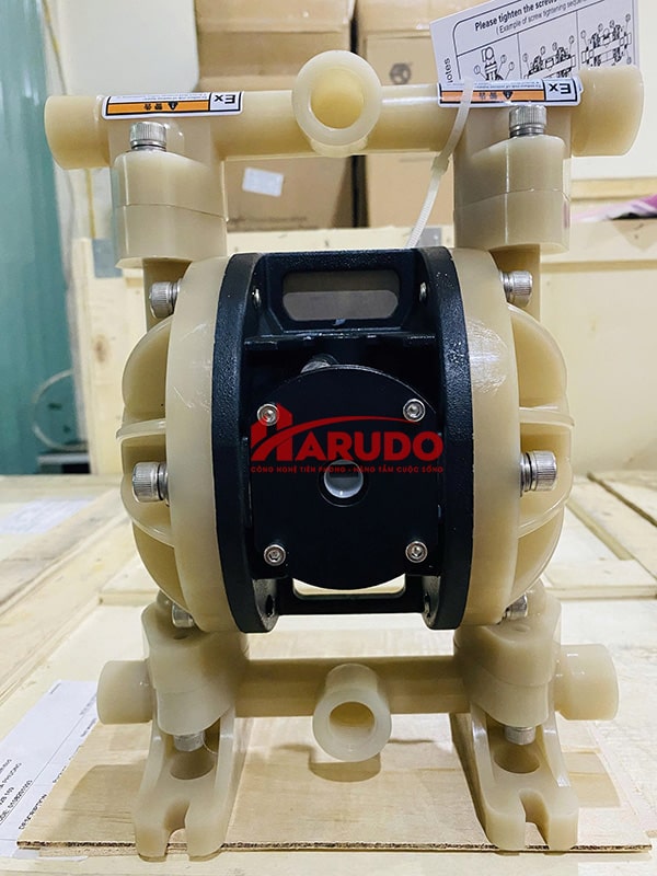 Bơm màng giá rẻ Godo QBY3-15FTFF-01