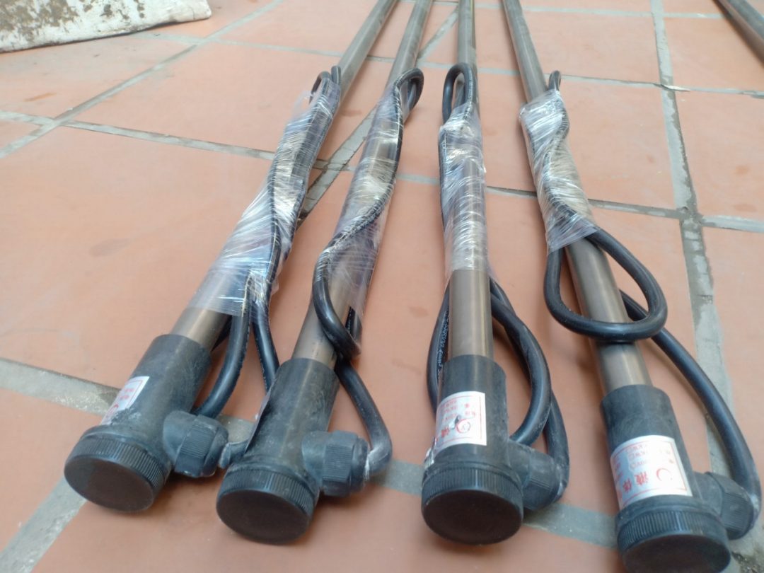 Điện trở titan dùng trong xi mạ Ø35 x 600- 220v- 3kw với khả năng chống ăn mòn hóa chất tuyệt đối và hiệu suất truyền nhiệt ổn định