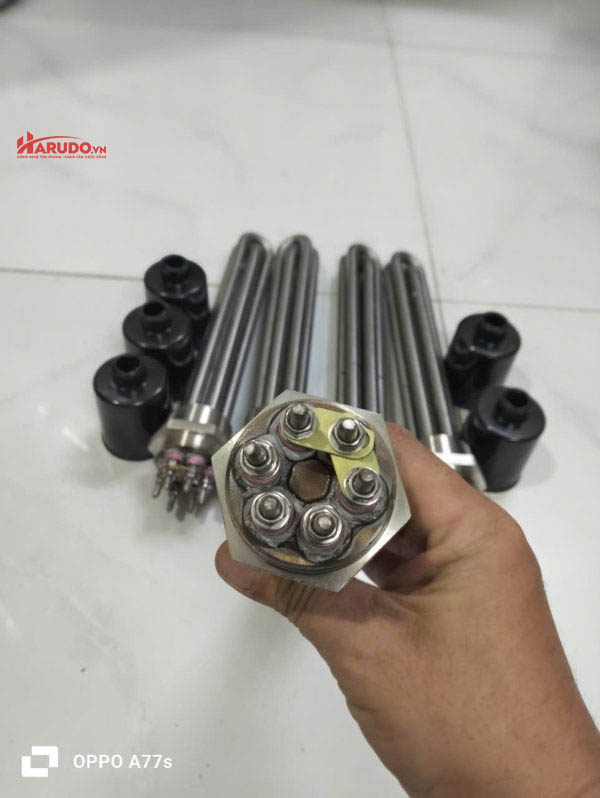 Lắp đặt điện trở đun nước phi 12 trong bồn inox